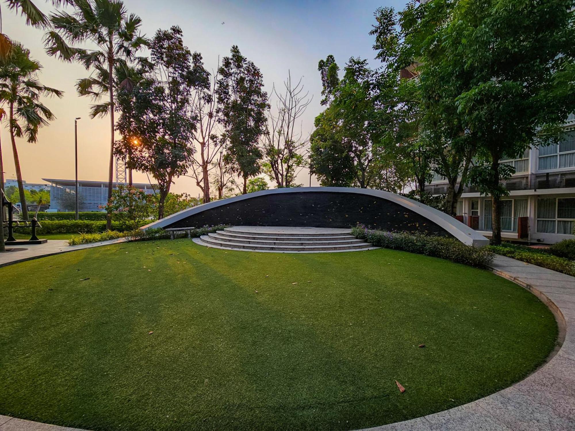 The Idle Hotel And Residence Ban Lam Rua Taek Exterior photo